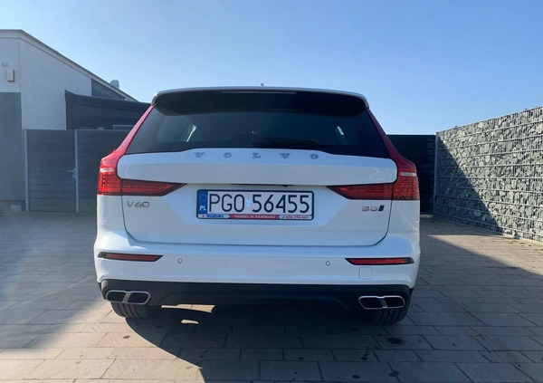 Volvo V60 cena 179000 przebieg: 64200, rok produkcji 2021 z Pelplin małe 121